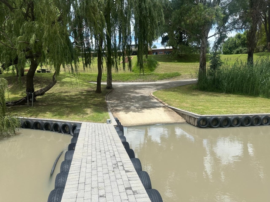 5 Bedroom Property for Sale in Vaal Power A H Free State